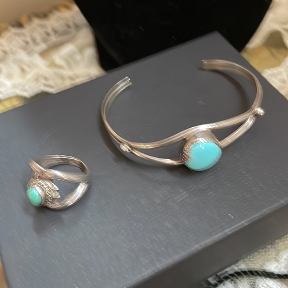 Sterling Sleeping Beauty Torquise bracelet and ring set - Picture 2 of 5